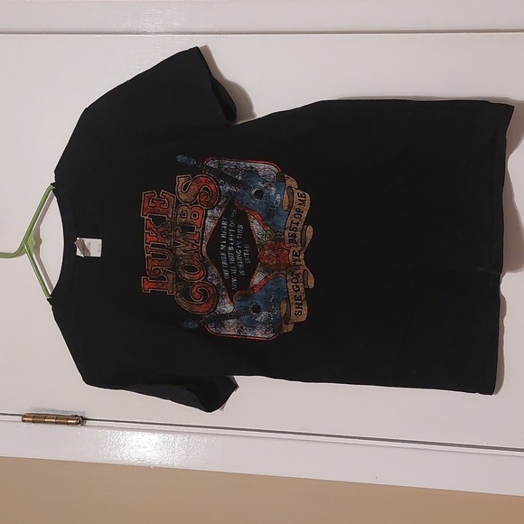 Luke Combs concert t-shirt - Picture 1 of 5